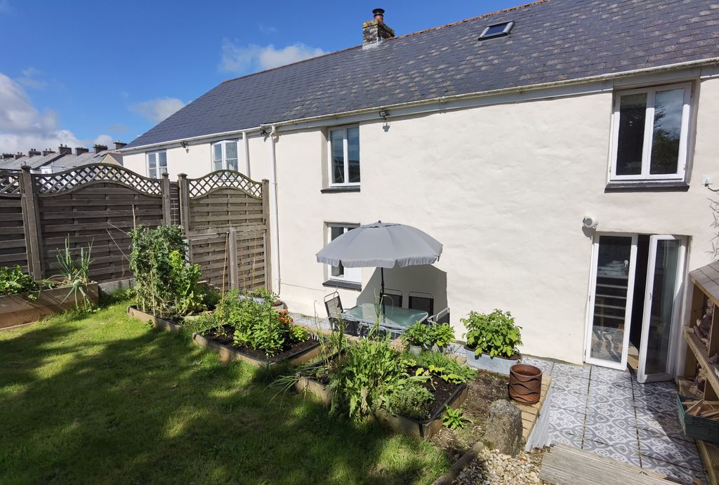 Property photo 1 of 10