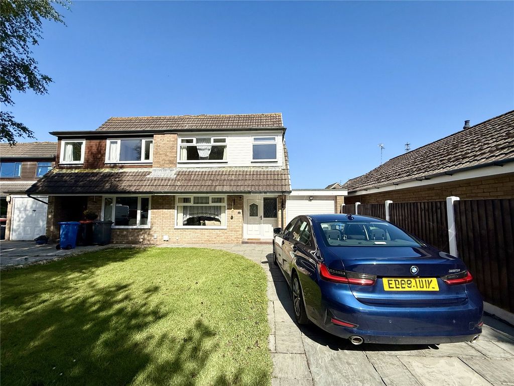 Property photo 2 of 17 Picture No. 13