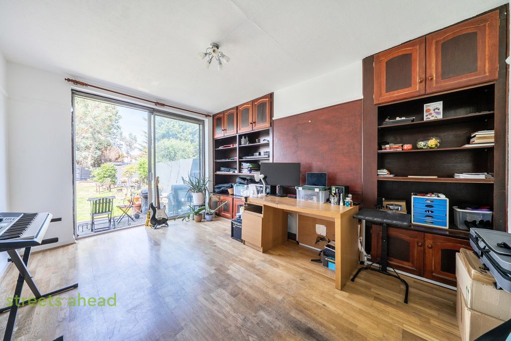 Property photo 3 of 20 d0Aa729d-F154-4ce...