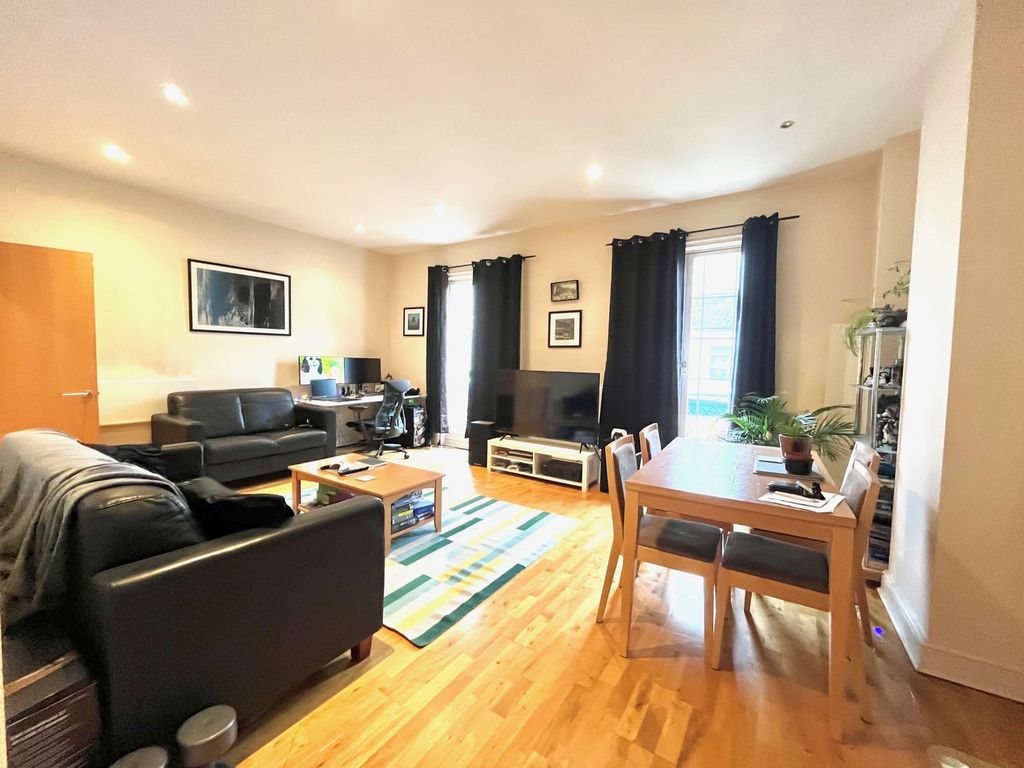 Property photo 3 of 7