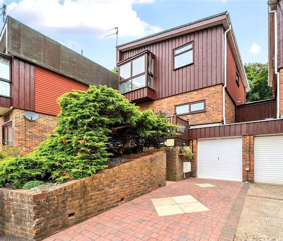 Property photo 1 of 22 Front