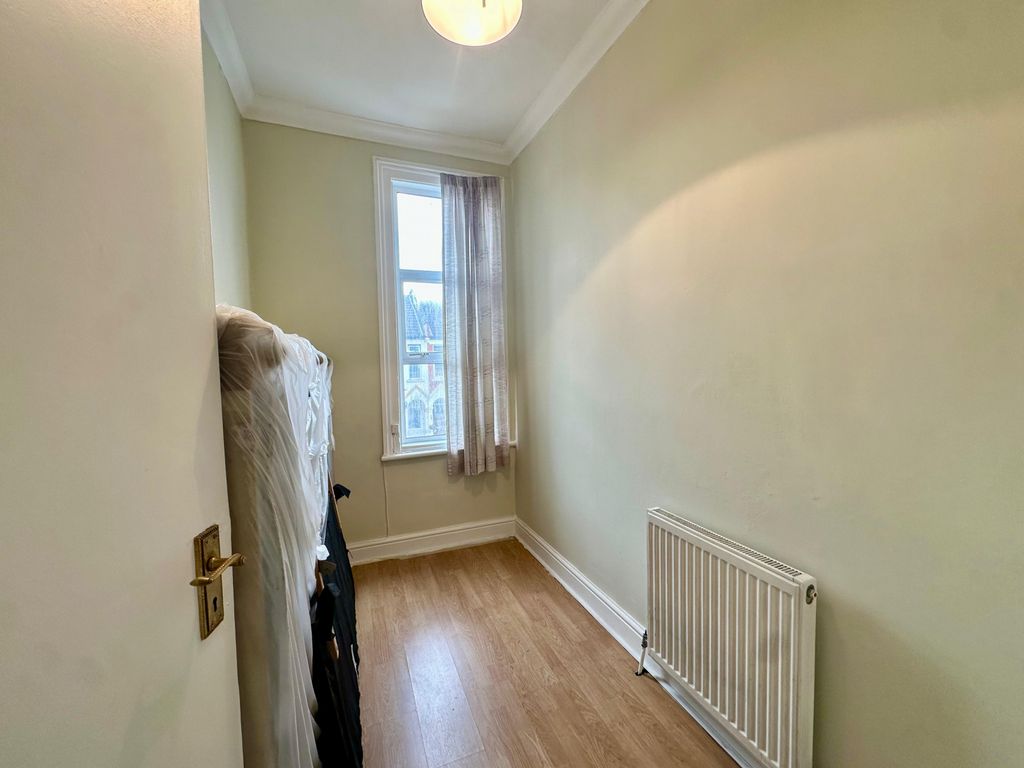 Property photo 3 of 10 Gallery