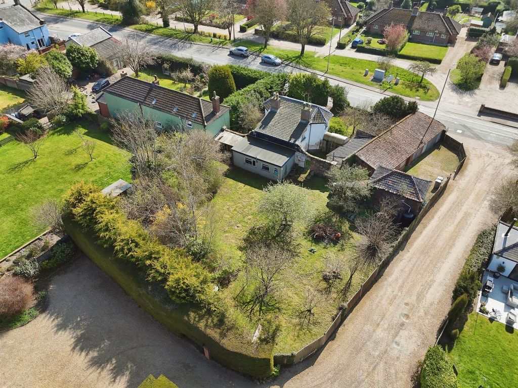 Property photo 2 of 19
