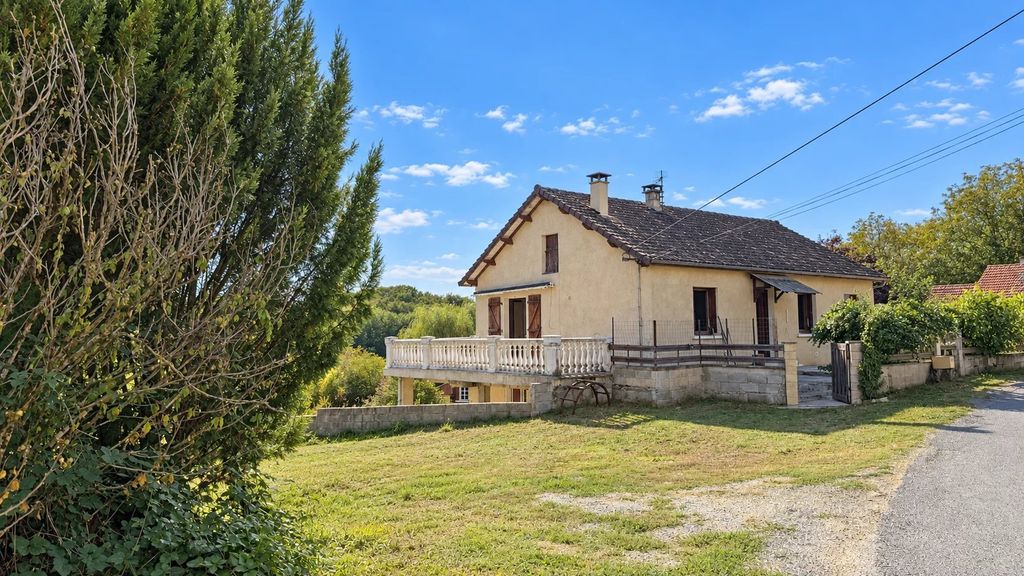 Property photo 1 of 19 145 m² House In Masclat
