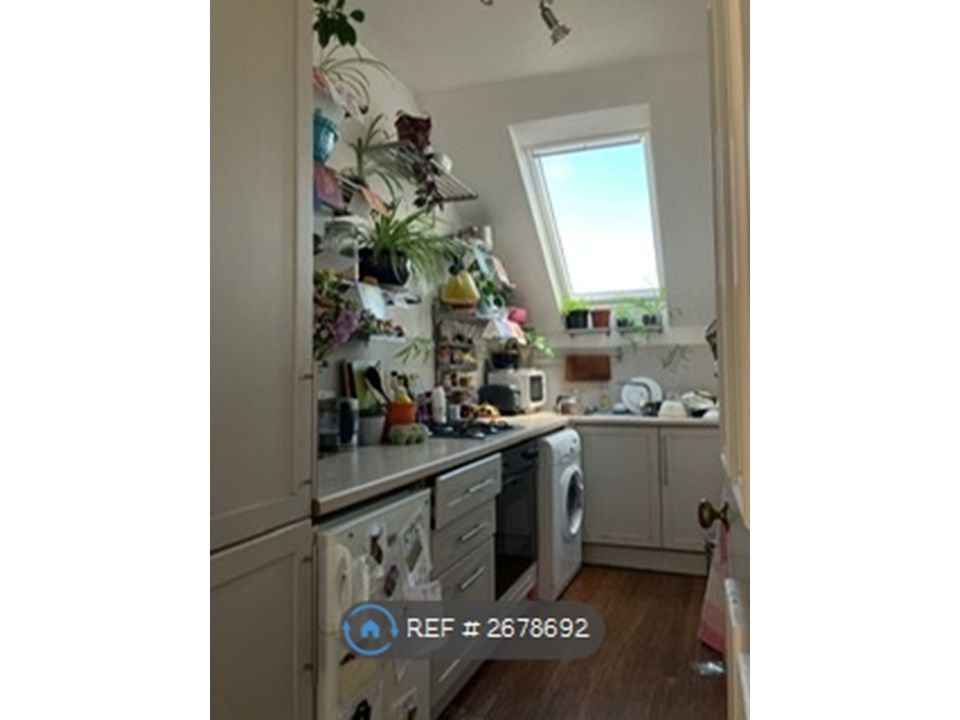 Property photo 2 of 29