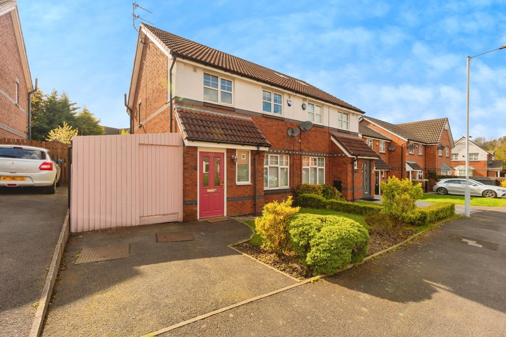 Property photo 1 of 15