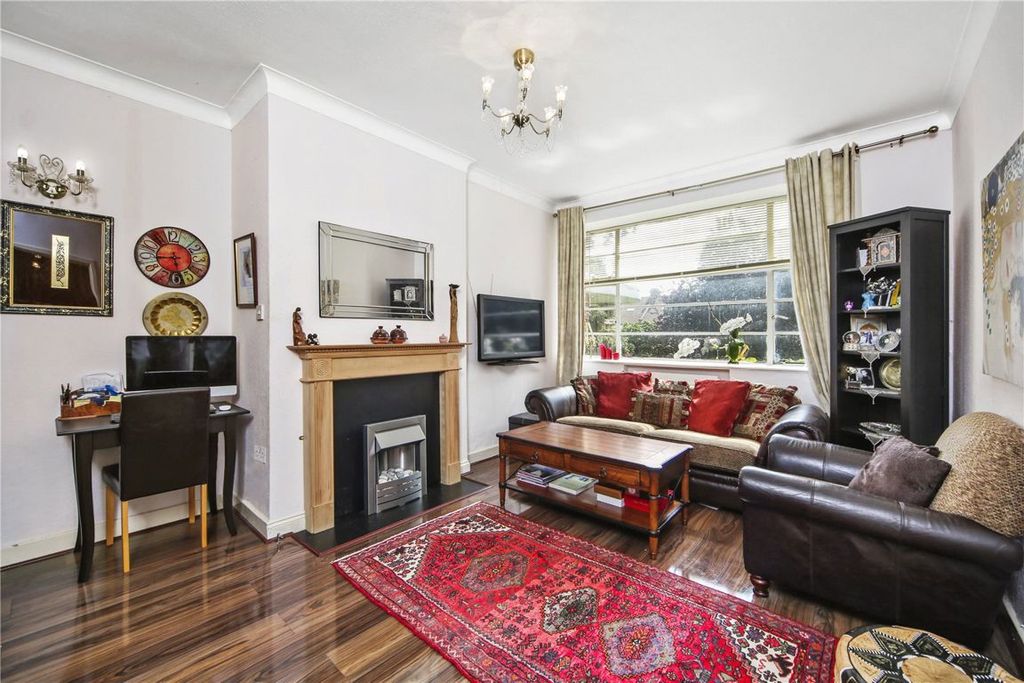Property photo 2 of 6