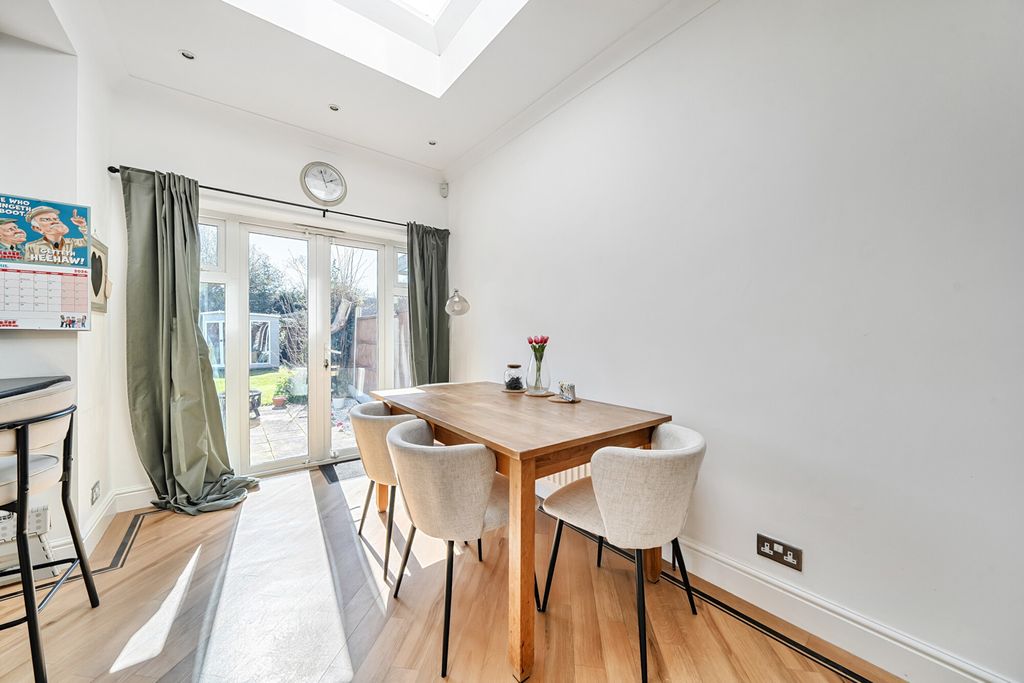 Property photo 3 of 25 1438147-13-69d66A...