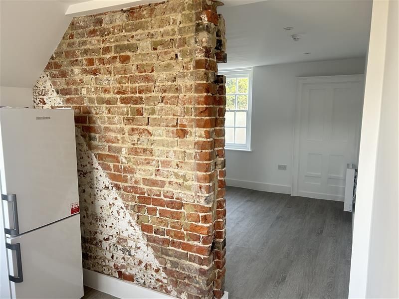 Property photo 3 of 14 Kitchen