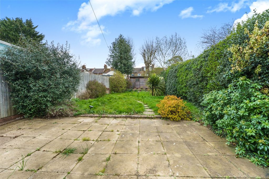 Property photo 3 of 15 Picture No. 13