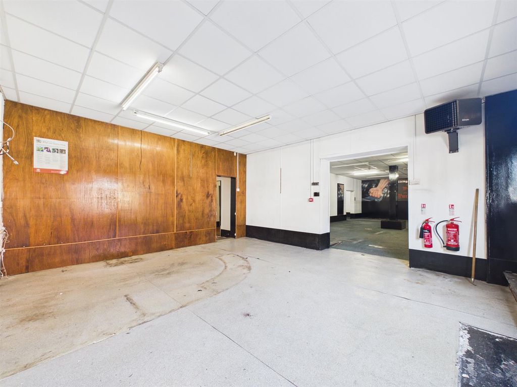 Property photo 1 of 35 Cam03604G0-Pr0287-Still002.Jpg