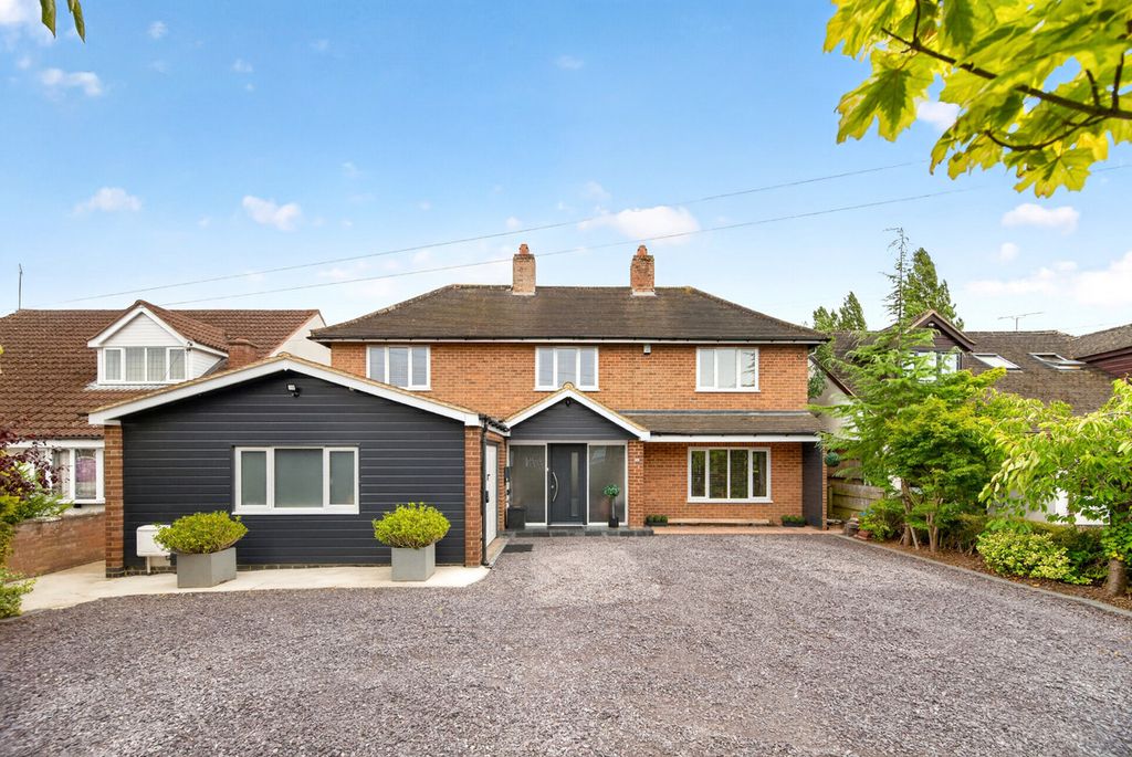 Property photo 1 of 35
