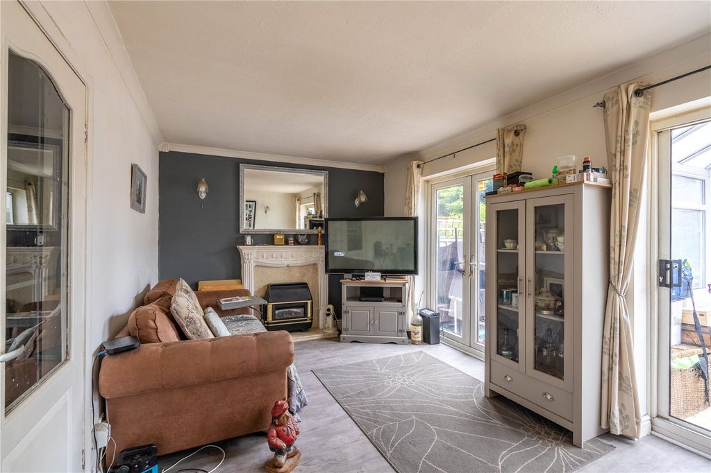 Property photo 3 of 17 Picture No. 05