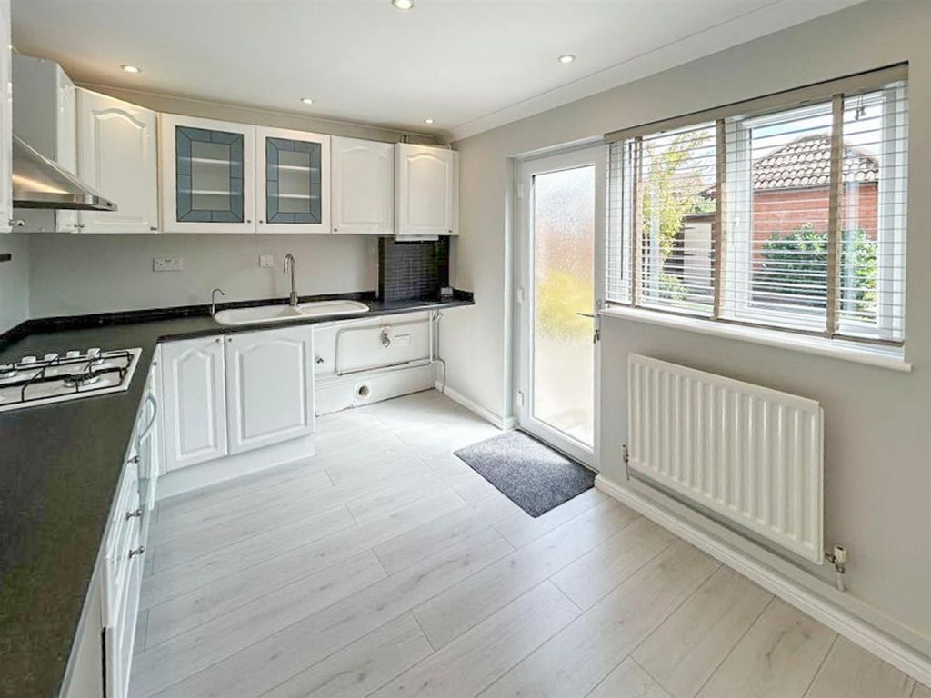 Property photo 3 of 10 3591-4.Jpg