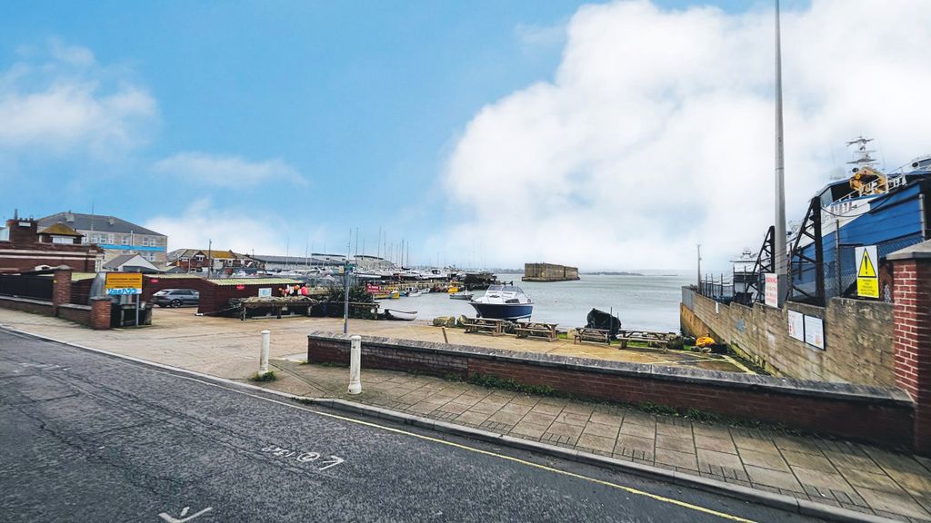 Property photo 1 of 12 View