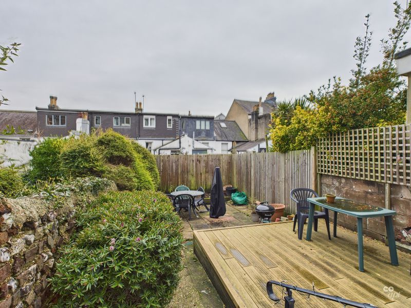 Property photo 2 of 11 Photo 2