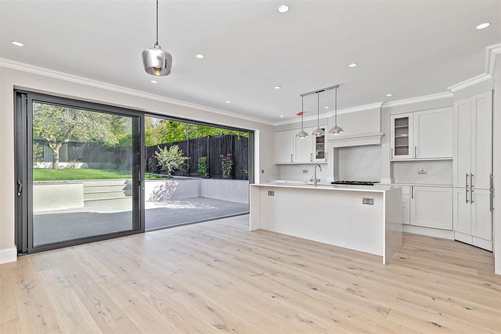 Property photo 2 of 36 60Batchwooddrive_April-19.Jpg
