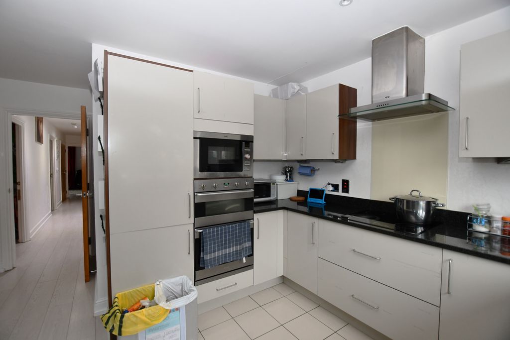 Property photo 3 of 18 Dsc_3695