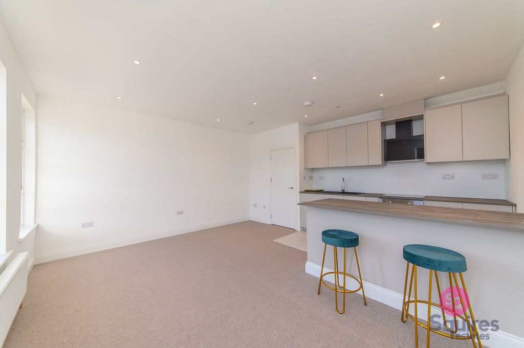 Property photo 3 of 31