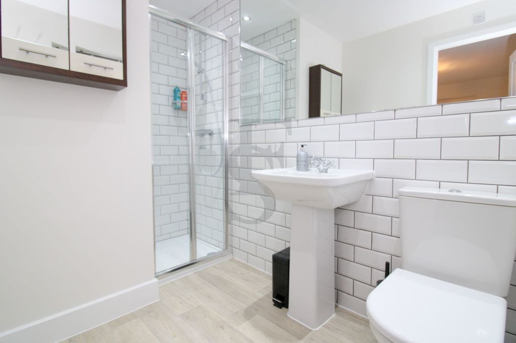 Additional image 16 of 4 bed semi-detached house for saleElm Tree Court, Stoneygate LE2