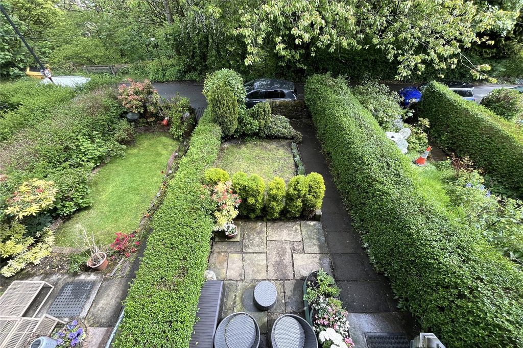 Property photo 2 of 16 Rear Garden