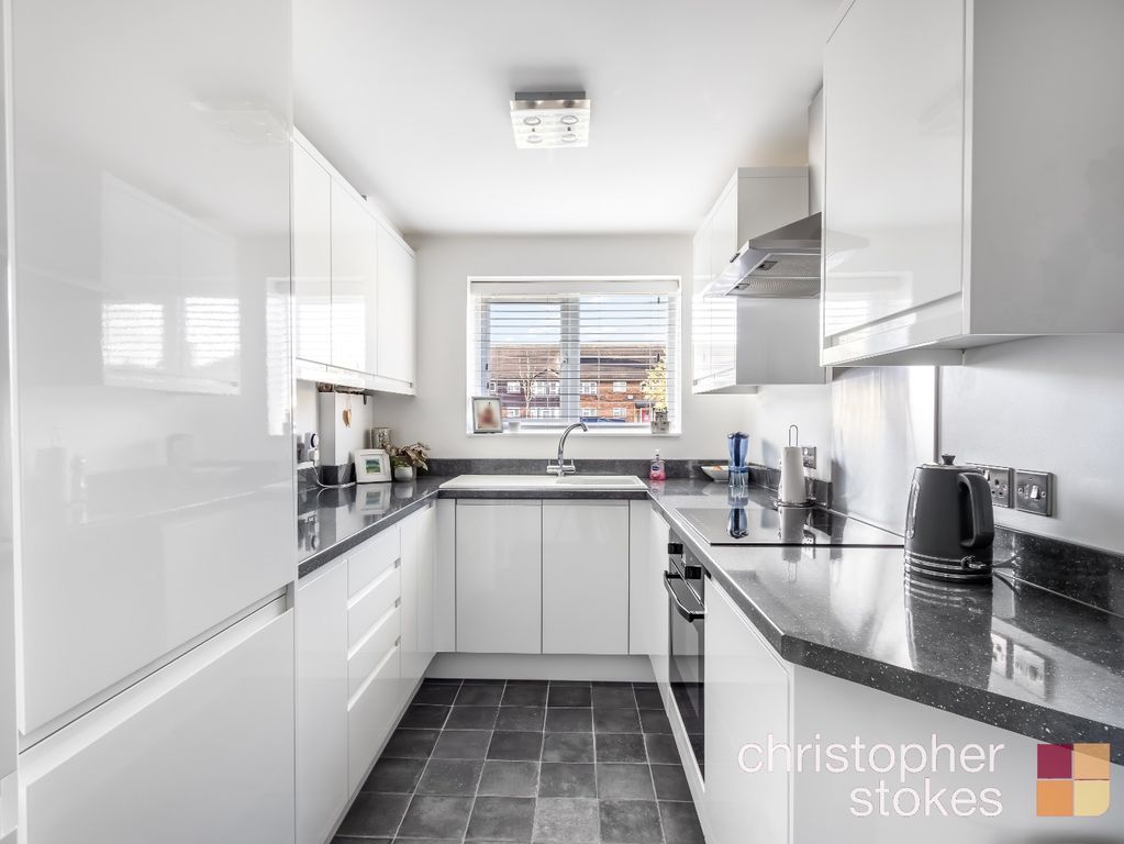 Property photo 3 of 19 4379306