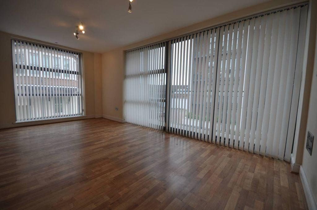 Property photo 3 of 6 Picture No. 04