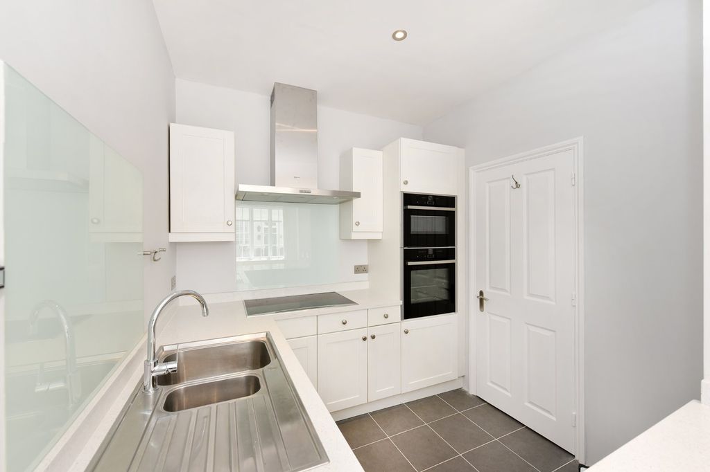 Property photo 2 of 13 Kitchen