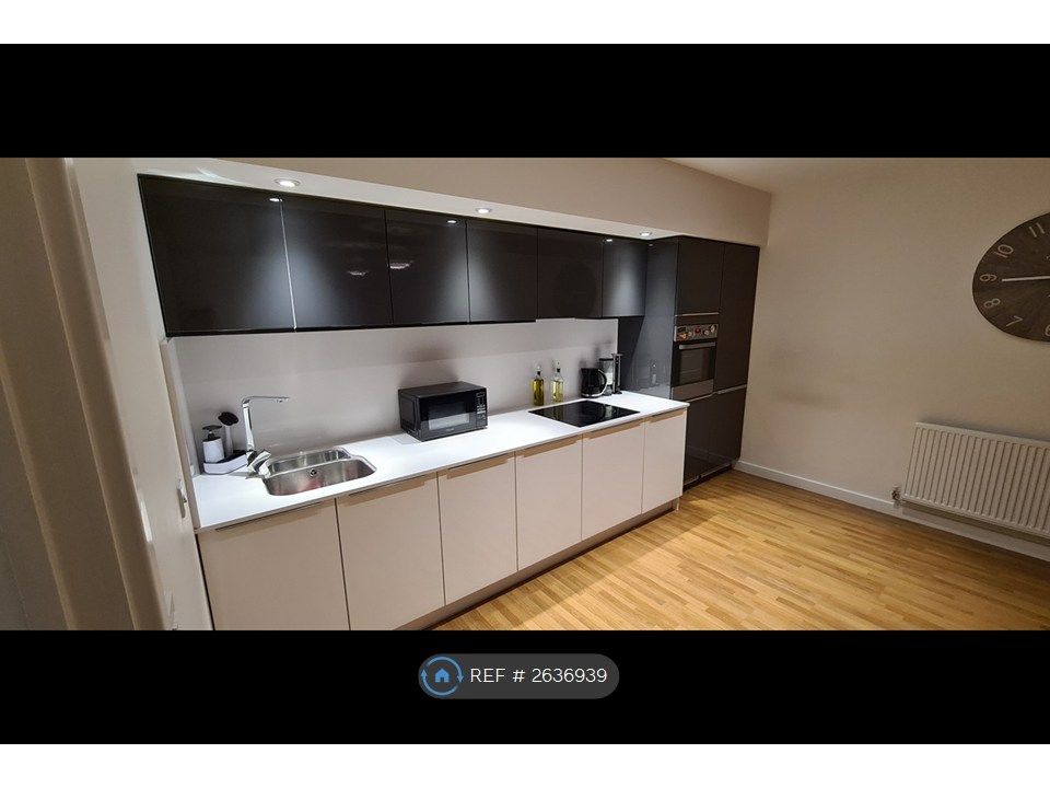 Property photo 1 of 9 Kitchen