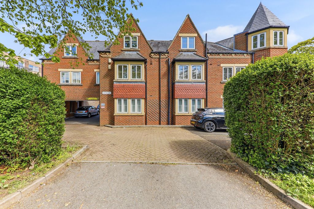 Property photo 1 of 11 Street View