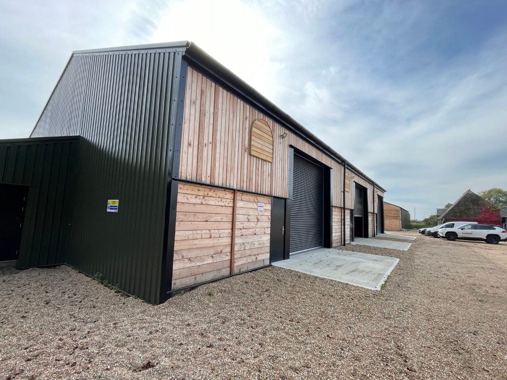 Property photo 2 of 9 Photo 8