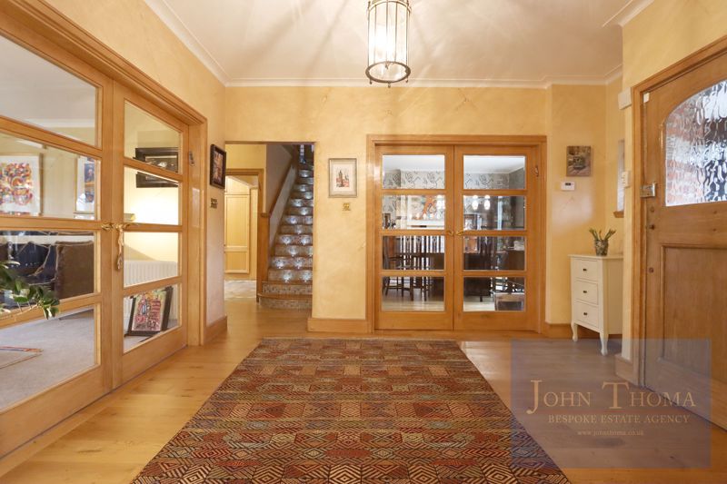 Property photo 3 of 36 Photo 6