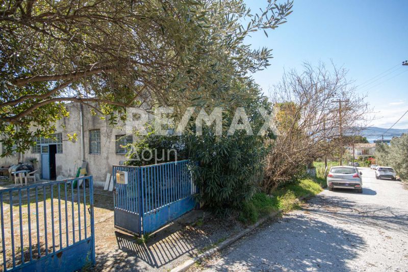 Property photo 1 of 28