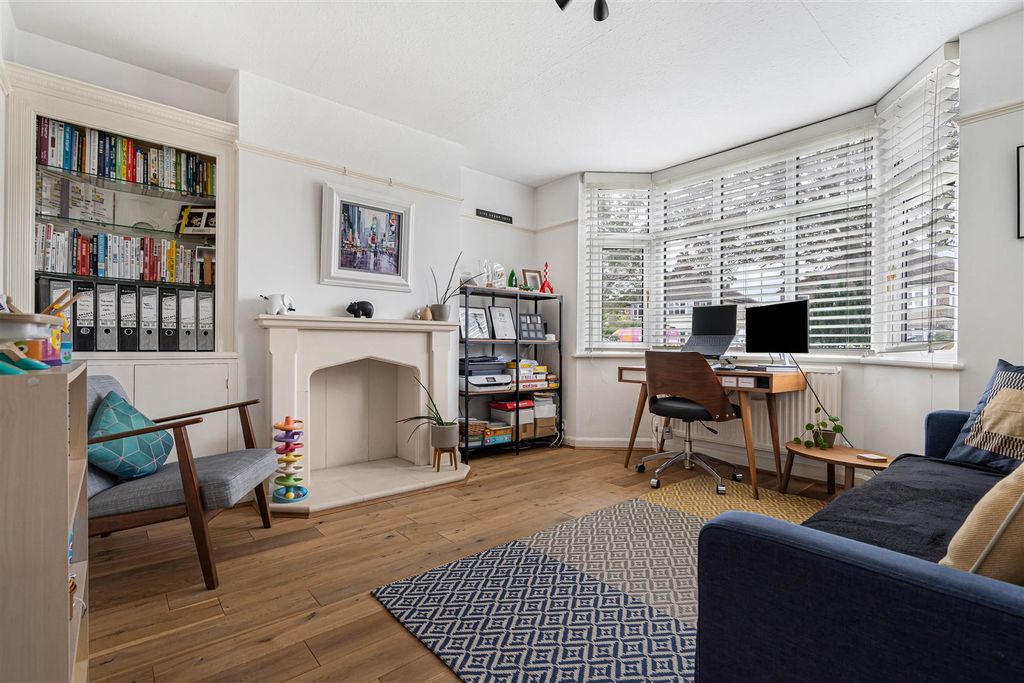 Property photo 2 of 16 17_80081.Jpg