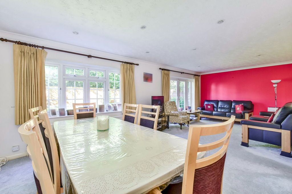 Property photo 2 of 15