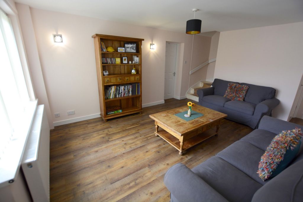 Property photo 3 of 11 Photo 5