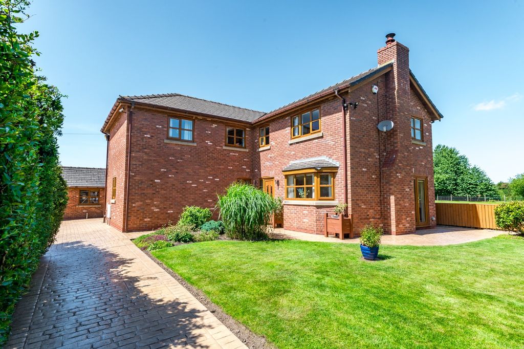 Property photo 1 of 53 4255822