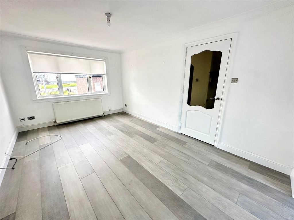 Property photo 3 of 11 Picture No. 05