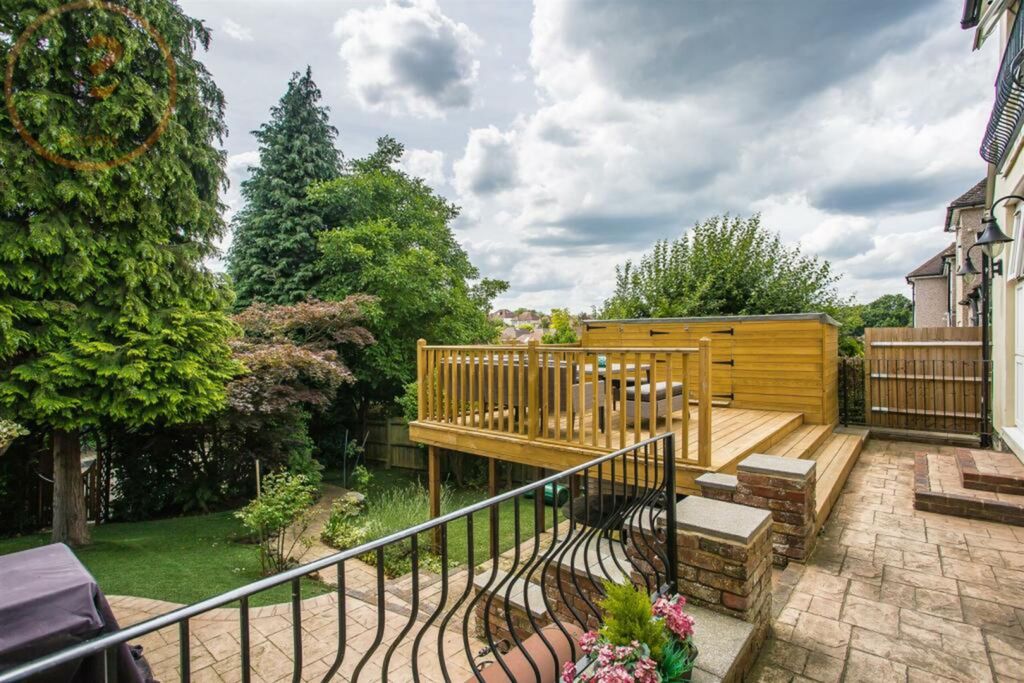 Property photo 3 of 8 20241024112005567_Original