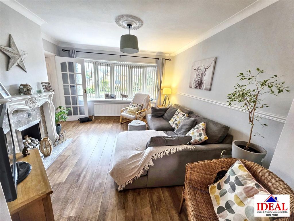 Property photo 2 of 19 1000032390.Jpg