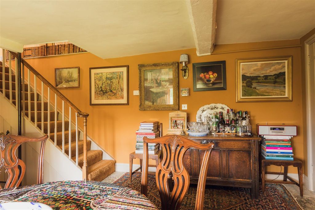 Property photo 2 of 31 2025-10-08-J3152-Eves-0039.Jpg