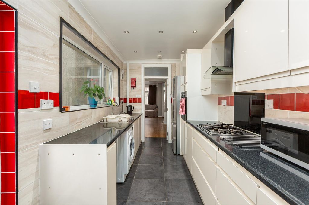 Property photo 3 of 21 Cz0A0537-Edit.Jpg
