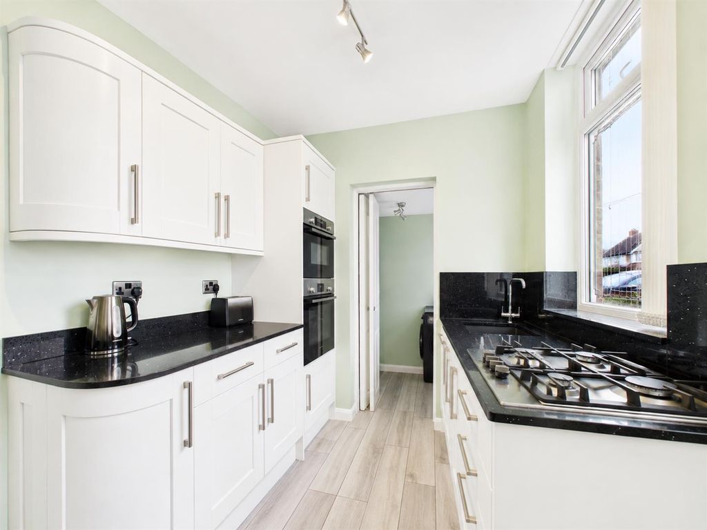 Property photo 3 of 35 4.Png