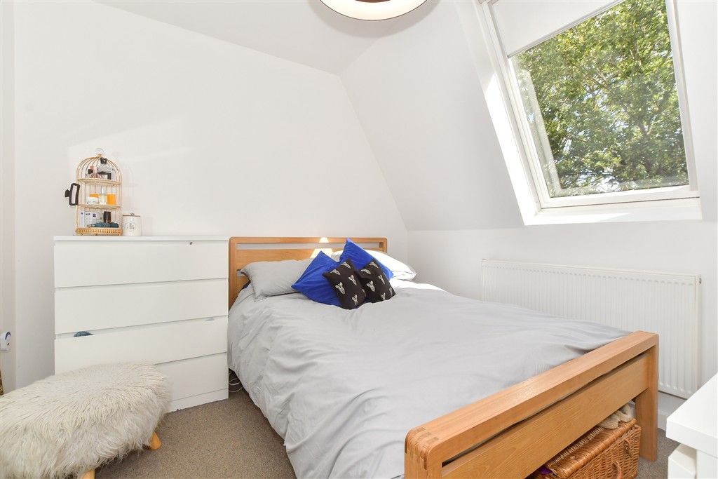 Property photo 2 of 6 Bedroom 1