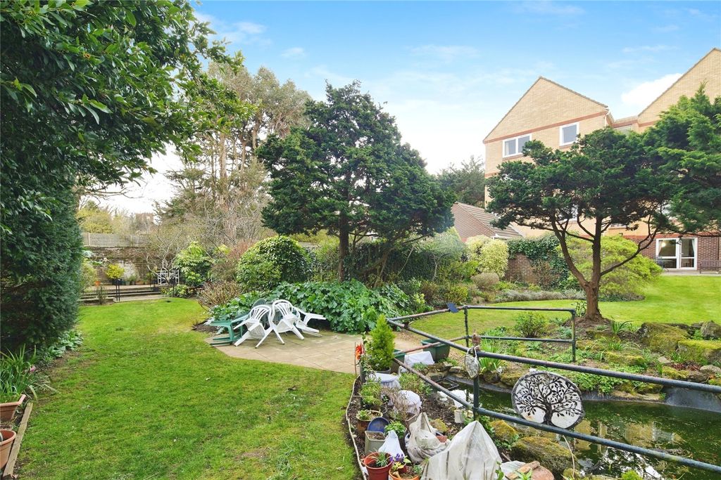 Property photo 3 of 19 Picture No. 21