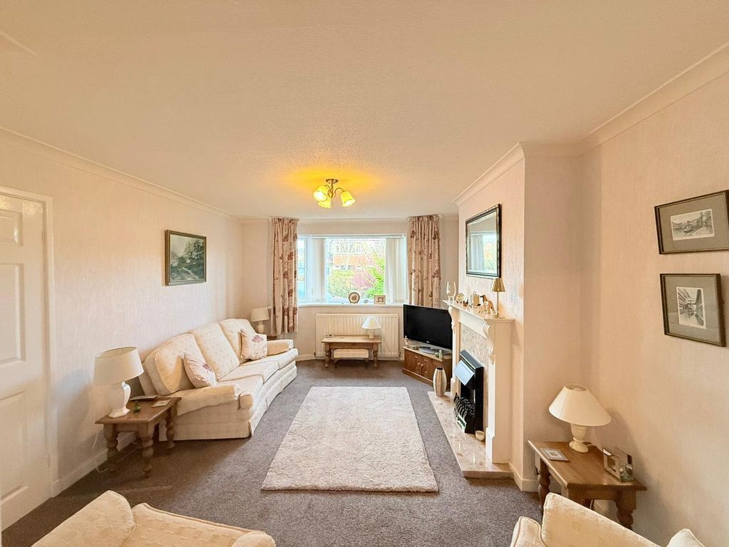 Property photo 3 of 32 Picture No. 27