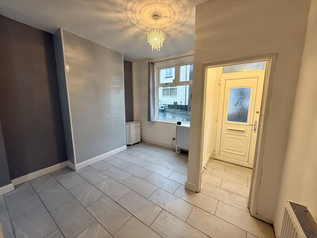 Property photo 3 of 24 Hallway