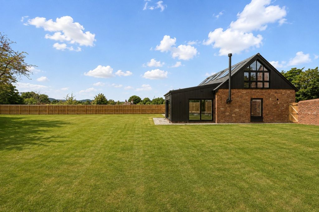 Property photo 1 of 24 Picture No. 49