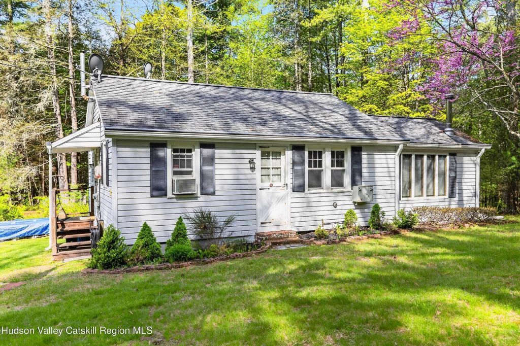 Property photo 1 of 16