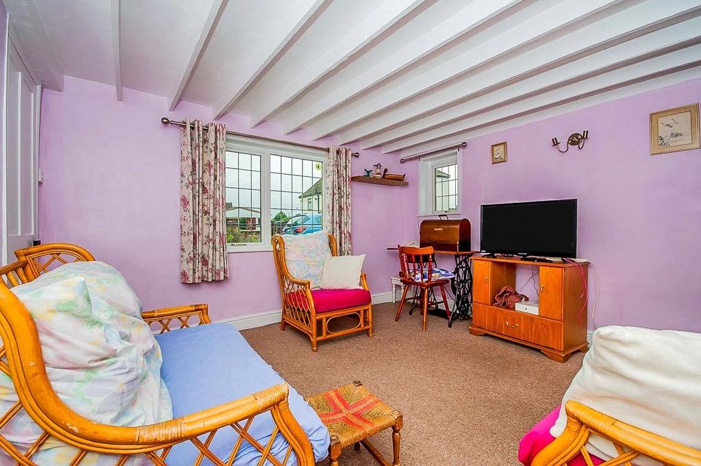Property photo 2 of 15 Picture No. 02